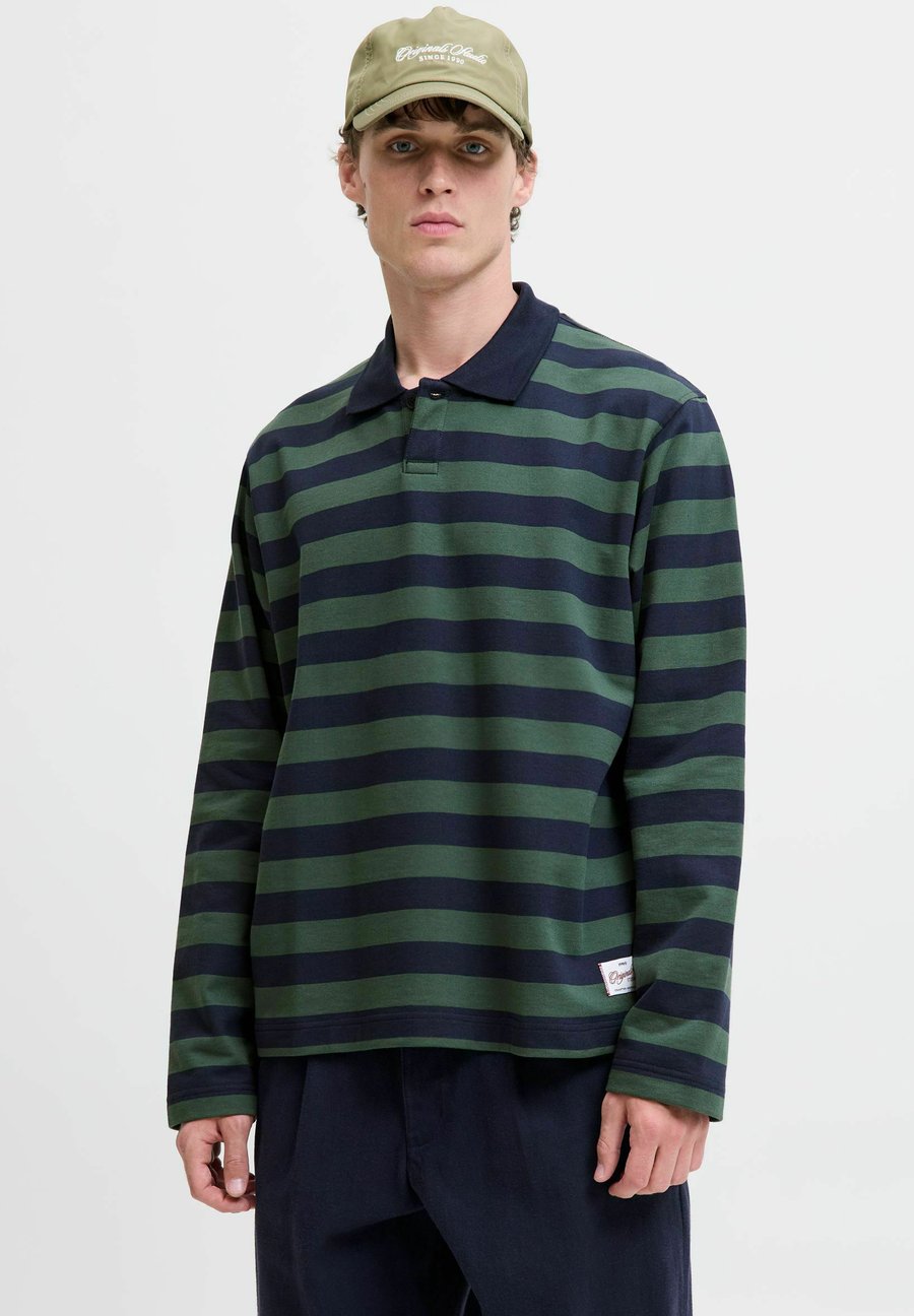 Толстовка Jack & Jones Sweatshirt, Sky Captain/Dark Blue, Синий, Толстовка Jack & Jones Sweatshirt, Sky Captain/Dark Blue
Толстовка Jack & Jones Sweatshirt, Sky Captain/Dark Blue, Синий, Толстовка Jack & Jones Sweatshirt, Sky Captain/Dark Blue