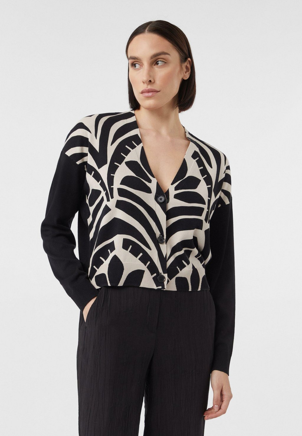 Кардиган comma casual identity, черный
Кардиган comma casual identity, черный