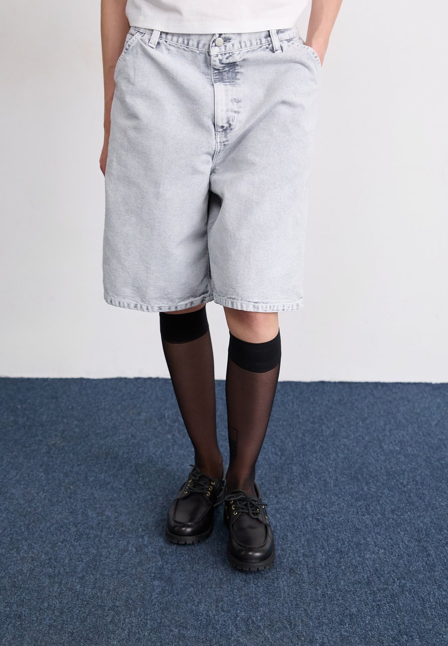 Шорты Carhartt WIP BRANDON SINGLE KNEE , Black Chalk Wash/Grey
Шорты Carhartt WIP BRANDON SINGLE KNEE , Black Chalk Wash/Grey