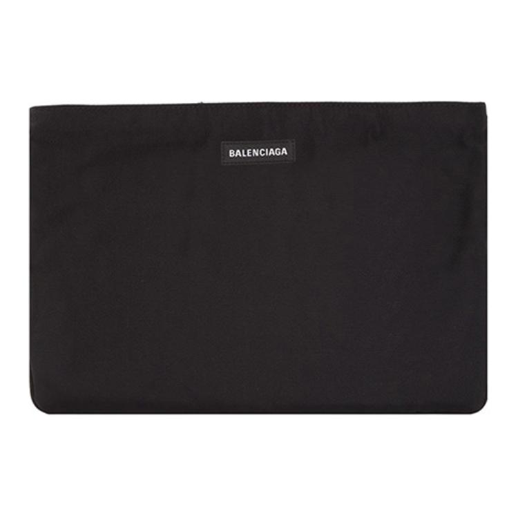 Balenciaga Клатч
Balenciaga Клатч