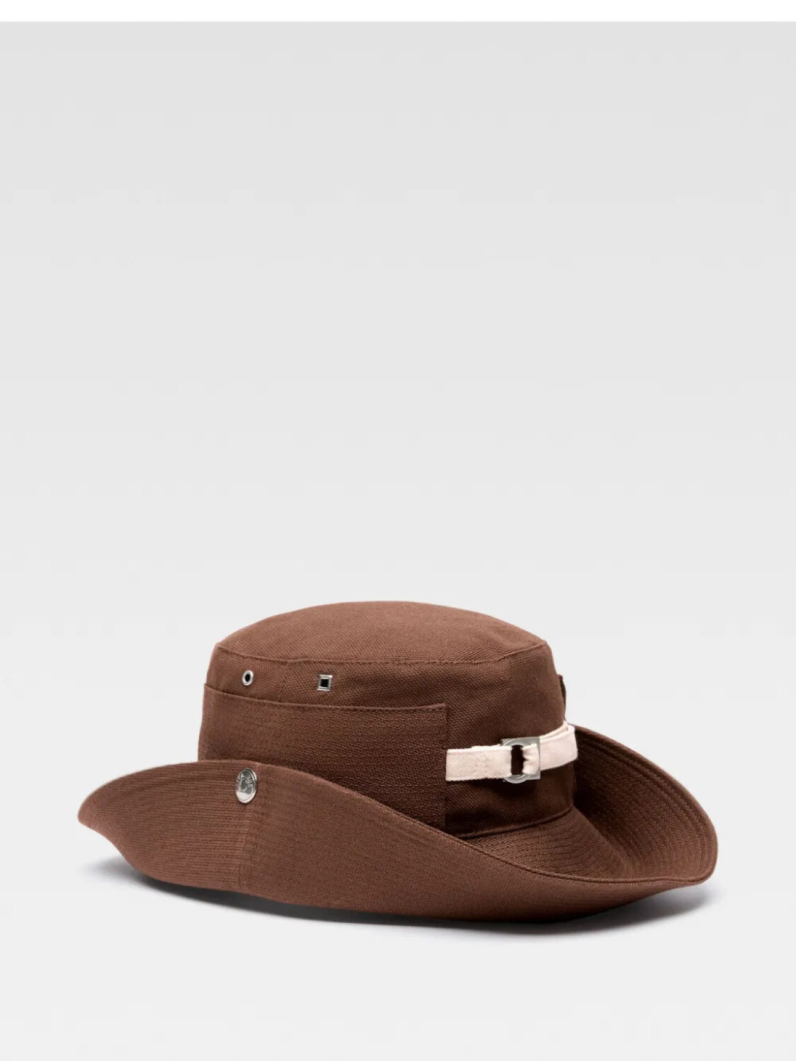 Панама Jacquemus Le Bob De-Nimes, коричневый
Панама Jacquemus Le Bob De-Nimes, коричневый