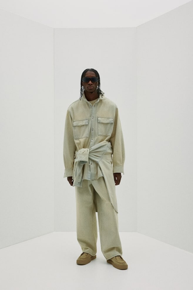 Джинсовая рубашка свободного кроя H&M, бежевый
Джинсовая рубашка свободного кроя H&M, бежевый