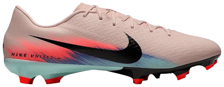 Кроссовки Nike United Mercurial Vapor 16 Academy, розовый
Кроссовки Nike United Mercurial Vapor 16 Academy, розовый