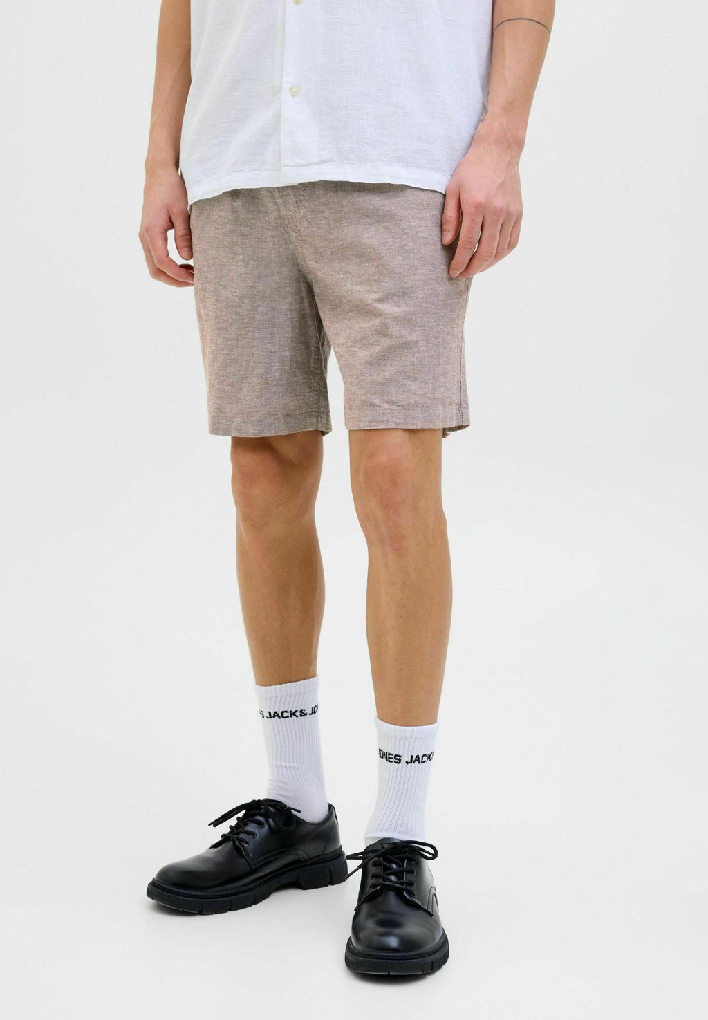 Шорты JPSTJAIDEN JOGGER Jack & Jones, бежевый
Шорты JPSTJAIDEN JOGGER Jack & Jones, бежевый