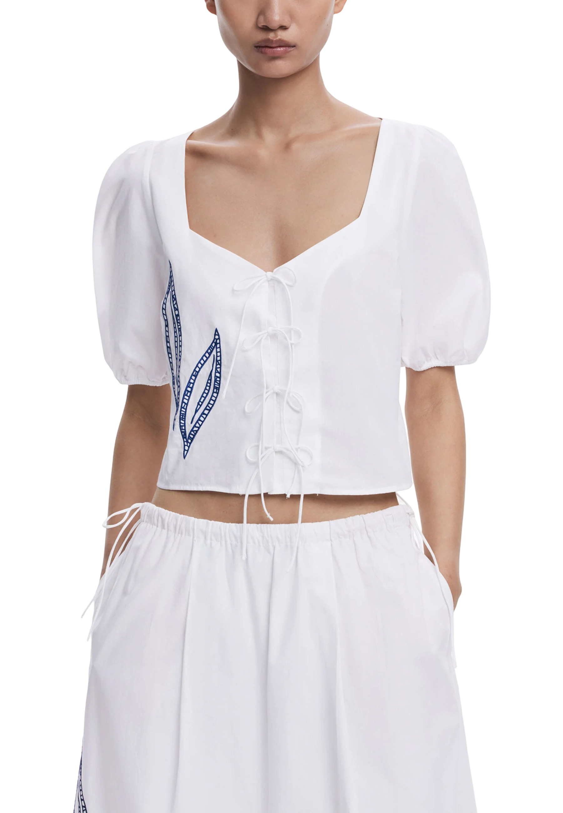 Блуза Desigual, белый
Блуза Desigual, белый