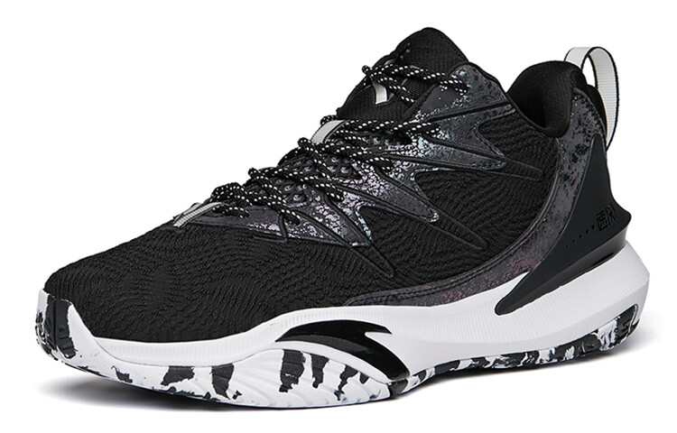 Баскетбольные кроссовки Dagger 5 мужские низкие черные/белые Anta
Баскетбольные кроссовки Dagger 5 мужские низкие черные/белые Anta