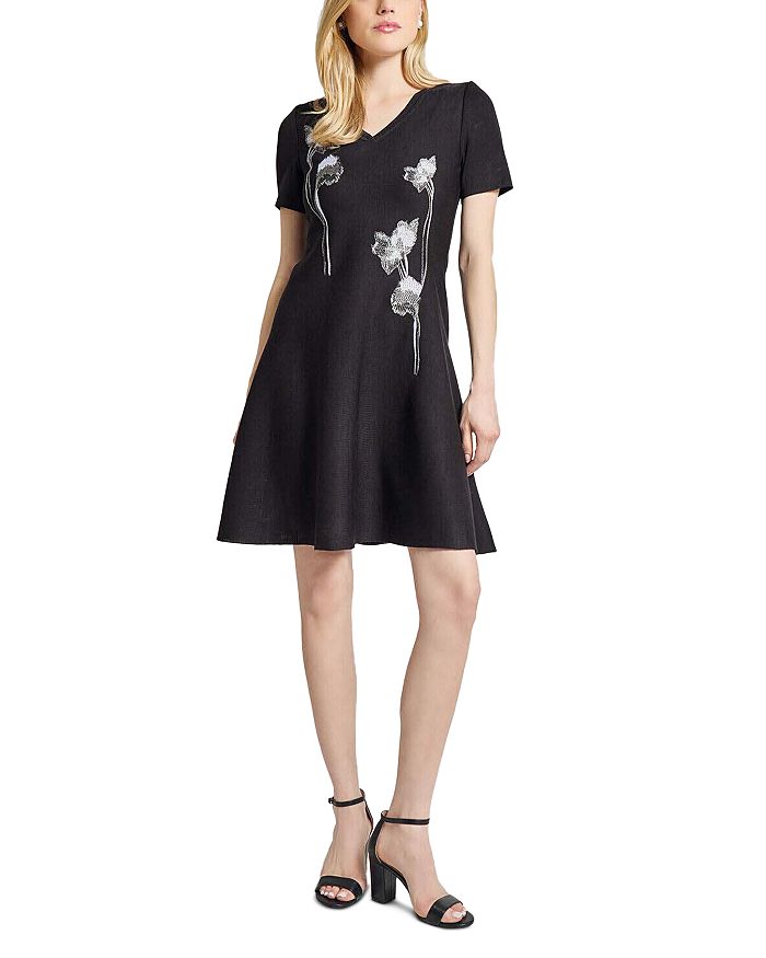 Платье с вышивкой и силуэтом "фит-энд-флэр" Misook, белый
Платье с вышивкой и силуэтом "фит-энд-флэр" Misook, белый