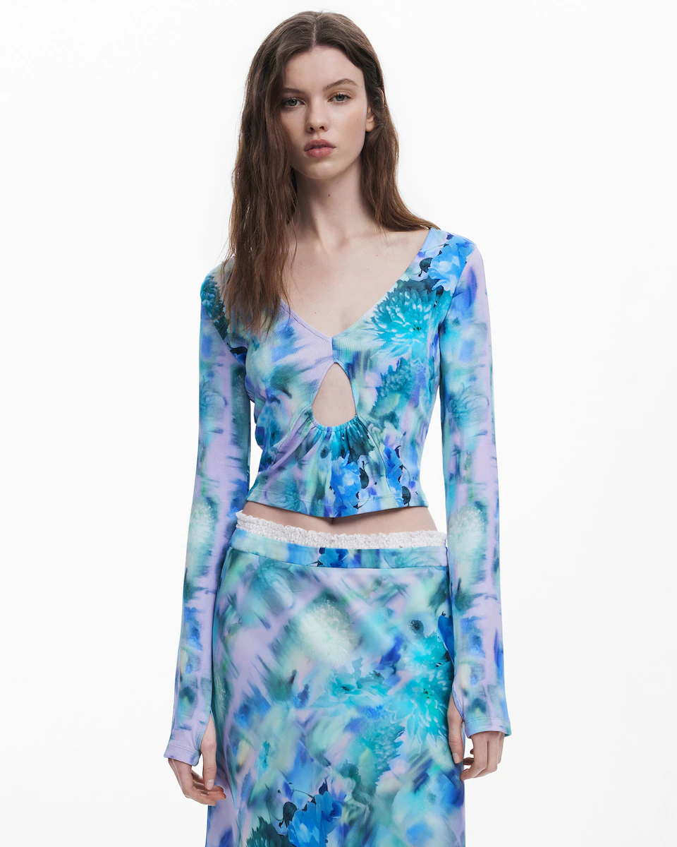 Женская футболка с вырезом Collina Strada Desigual, синий
Женская футболка с вырезом Collina Strada Desigual, синий