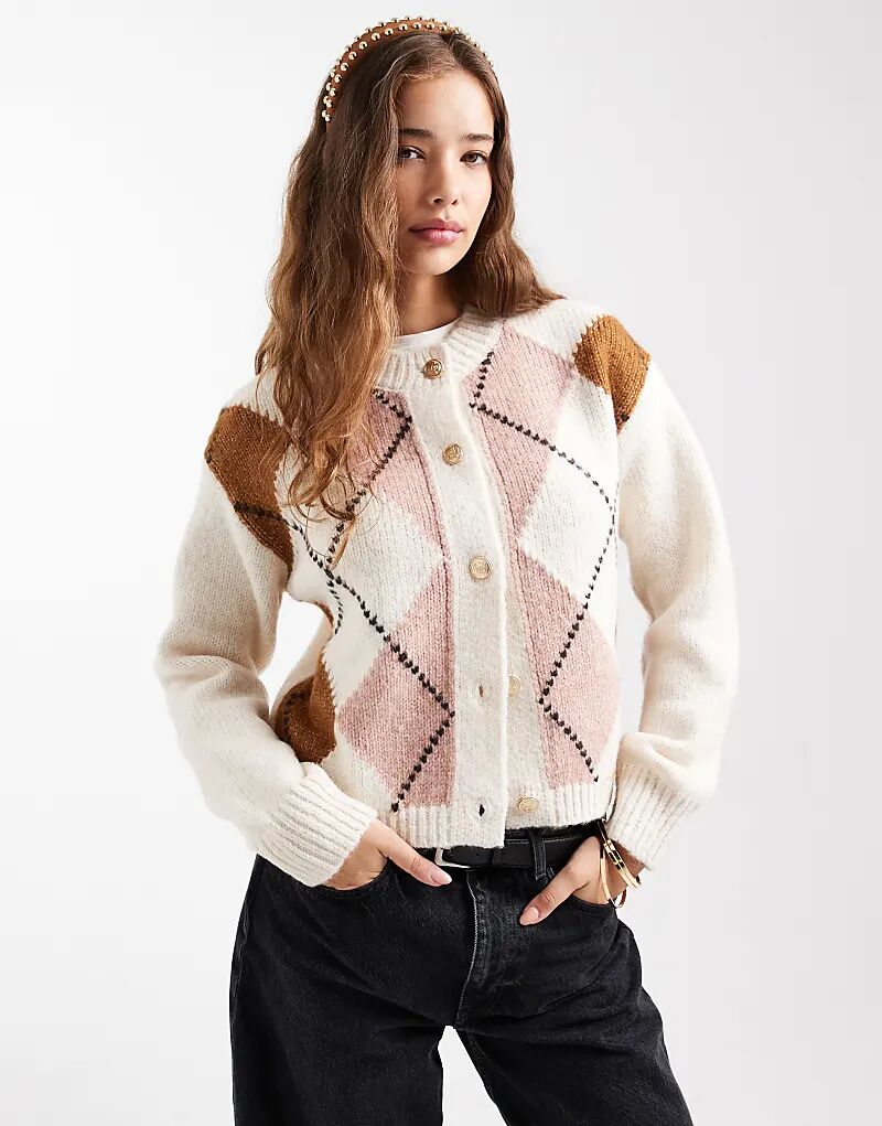 Кардиган New Look с круглым вырезом и узором ромб кремового цвета
Кардиган New Look с круглым вырезом и узором ромб кремового цвета