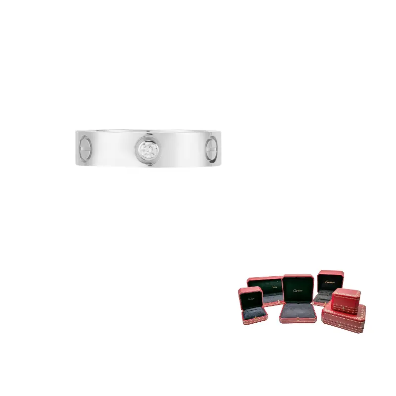 Cartier Кольцо 2010-х годов 18KT White Gold Love Diamonds
Cartier Кольцо 2010-х годов 18KT White Gold Love Diamonds