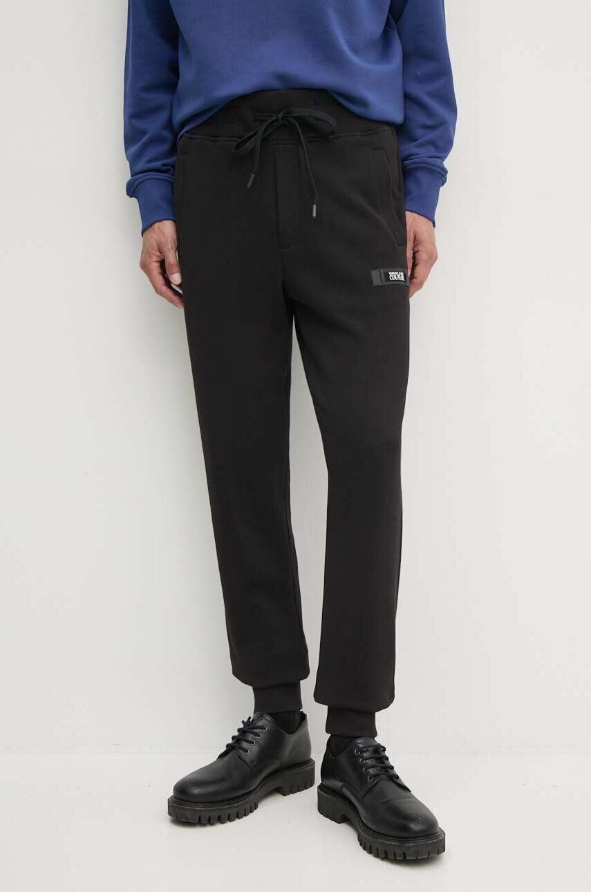 Хлопковые спортивные брюки Versace Jeans Couture, черный
Хлопковые спортивные брюки Versace Jeans Couture, черный