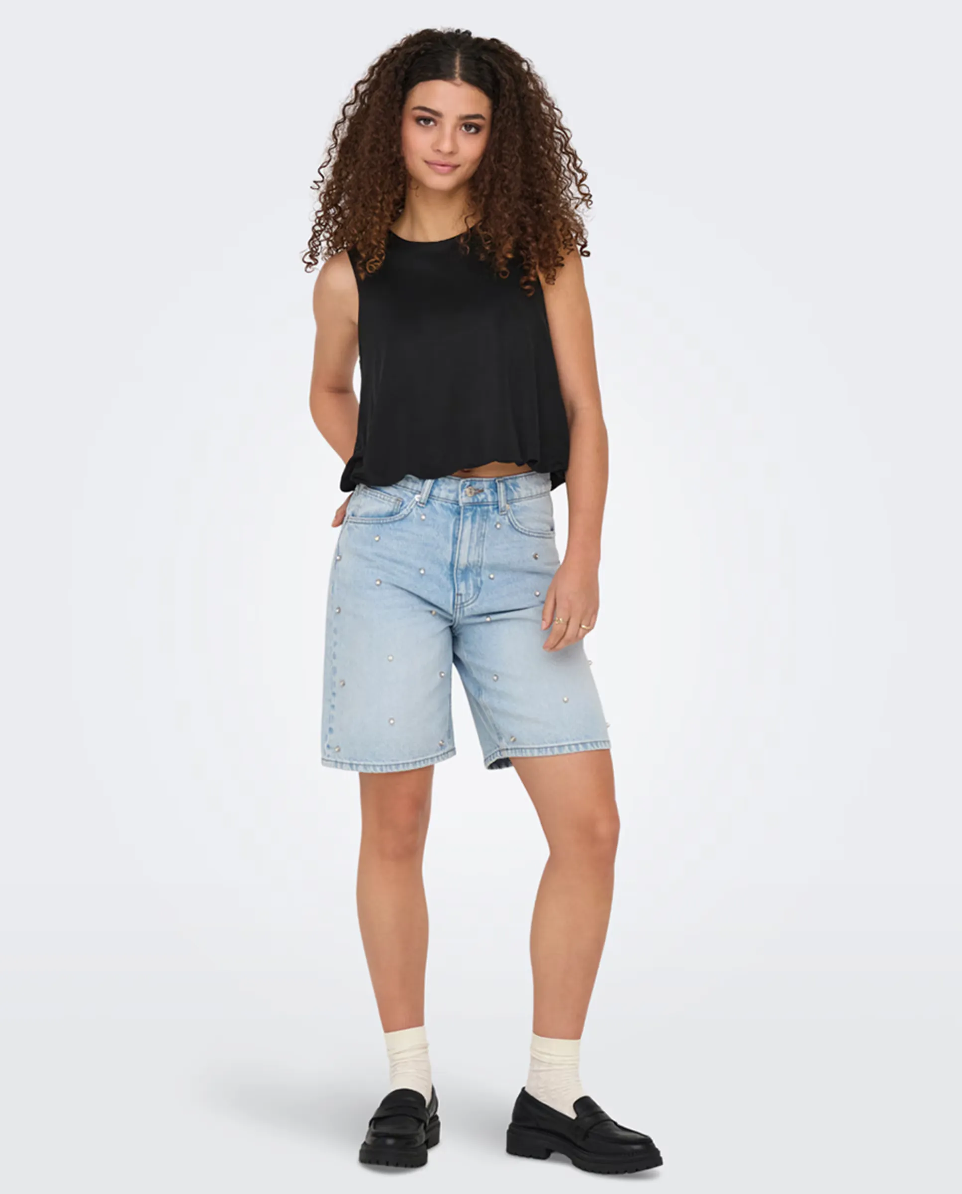 Женские джинсовые шорты loose с высокой посадкой Only, синий
Женские джинсовые шорты loose с высокой посадкой Only, синий