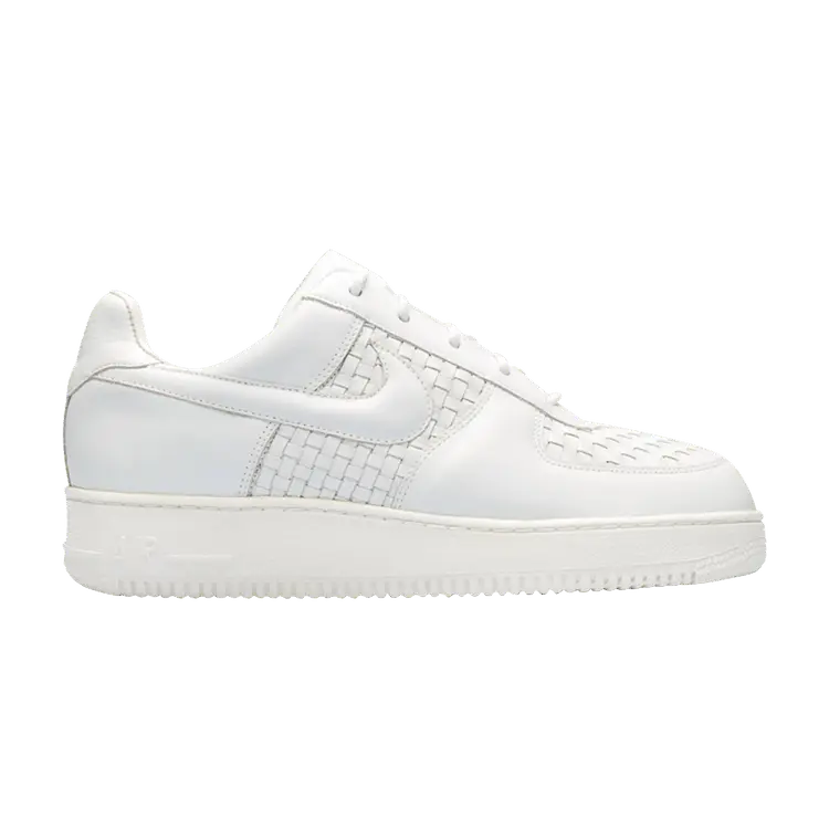 Кроссовки Nike Air Force 1 Lux Le, белый
Кроссовки Nike Air Force 1 Lux Le, белый