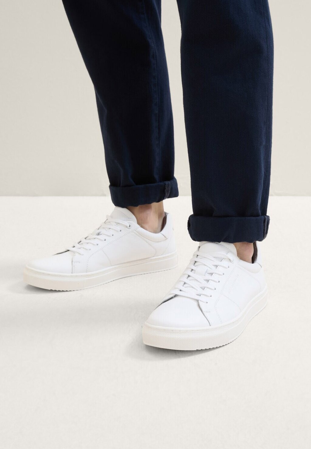 Низкие кеды TOM TAILOR, белые
Низкие кеды TOM TAILOR, белые