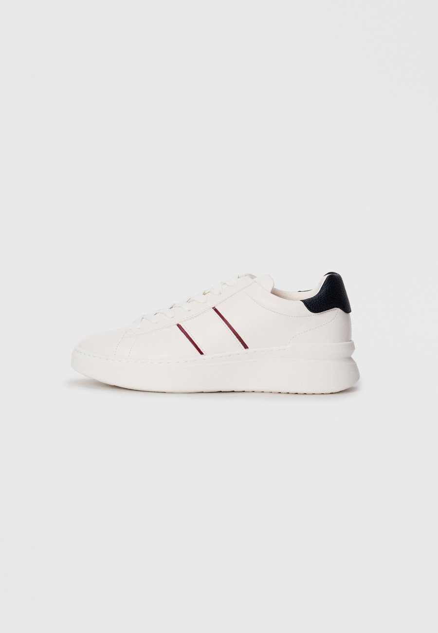 Кроссовки ALDO PAXON, White
Кроссовки ALDO PAXON, White