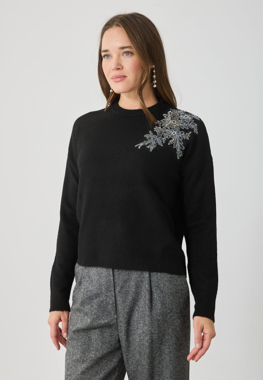 Джемпер Anna Field JUMPER WITH SHHOULDER EMBROIDERY, Black
Джемпер Anna Field JUMPER WITH SHHOULDER EMBROIDERY, Black