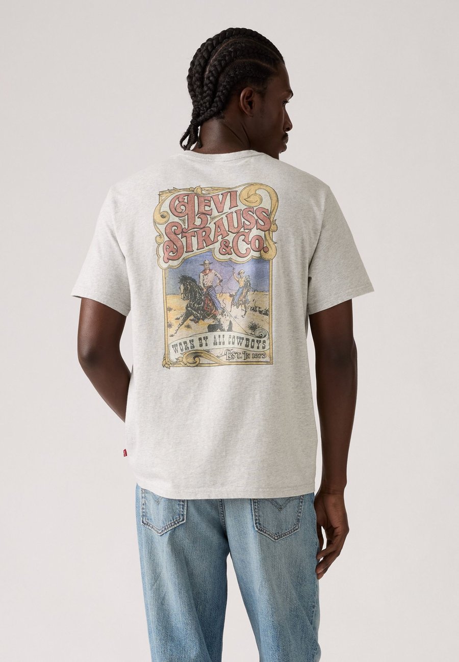 Футболка Levi's RELAXED FIT, Worn By Cowboys Light Heather Grey/Mottled Grey
Футболка Levi's RELAXED FIT, Worn By Cowboys Light Heather Grey/Mottled Grey