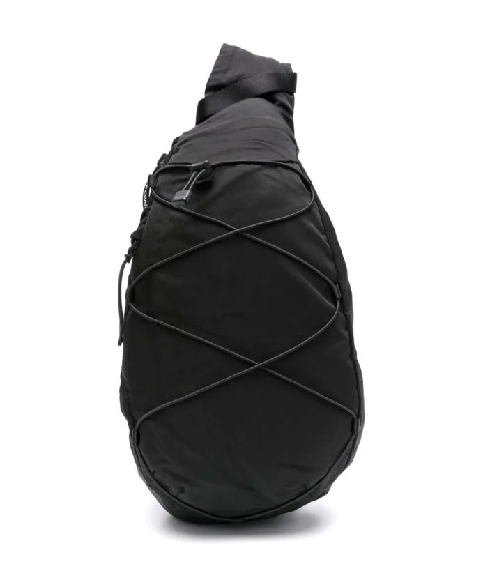 Нейлоновый рюкзак через плечо C.P. Company, черный
Нейлоновый рюкзак через плечо C.P. Company, черный