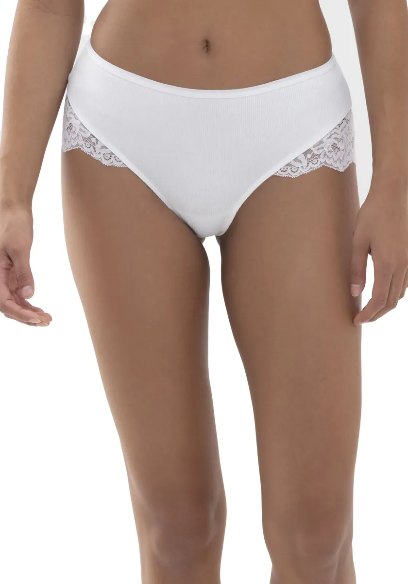 Трусики Mey на талии "ОРГАНИЧЕСКИЙ ХЛОПОК", кружевная отделка сзади и по бокам, белый
Трусики Mey на талии "ОРГАНИЧЕСКИЙ ХЛОПОК", кружевная отделка сзади и по бокам, белый