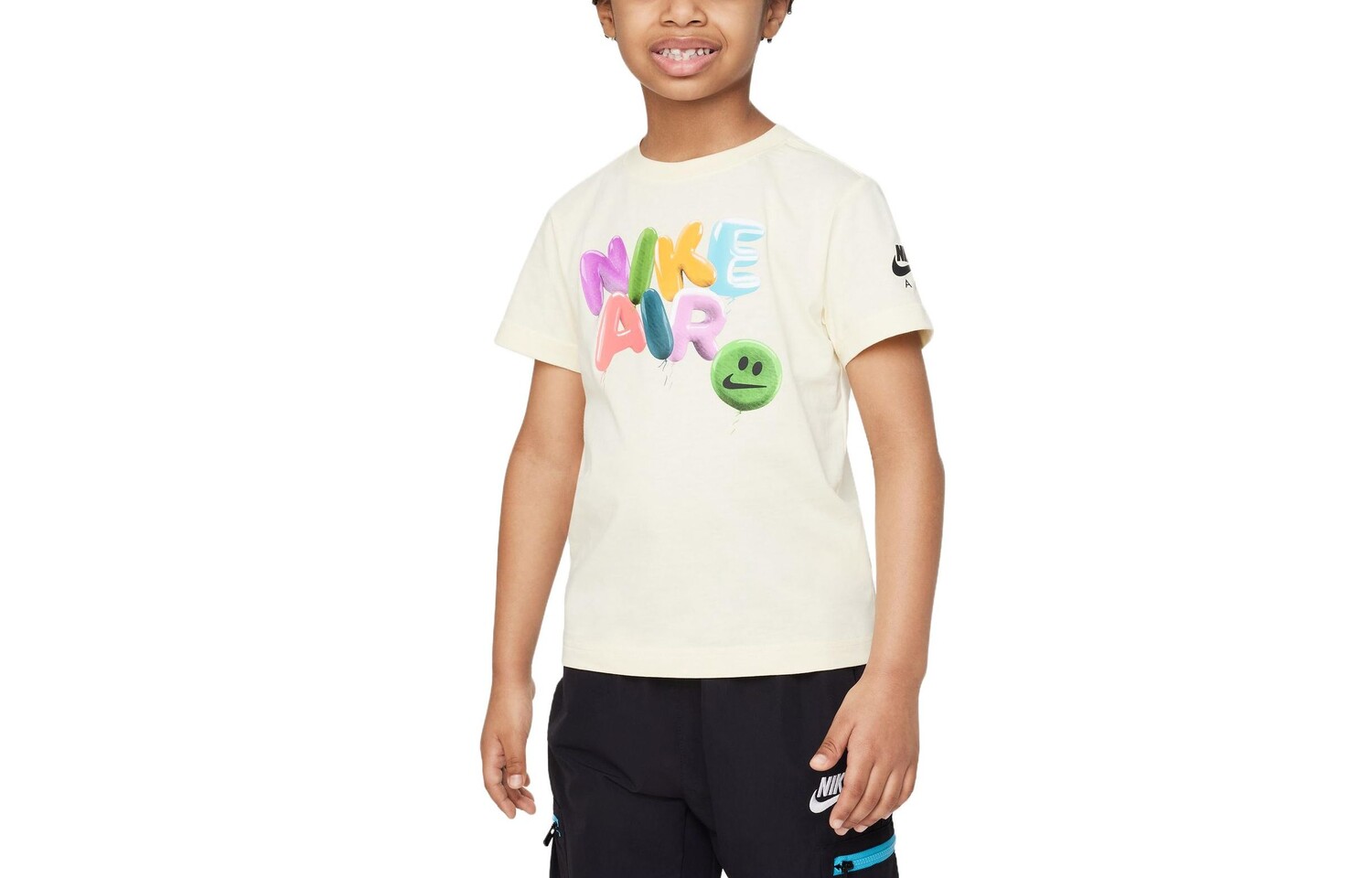 Детская футболка Nike, цвет Coconut Milk
Детская футболка Nike, цвет Coconut Milk