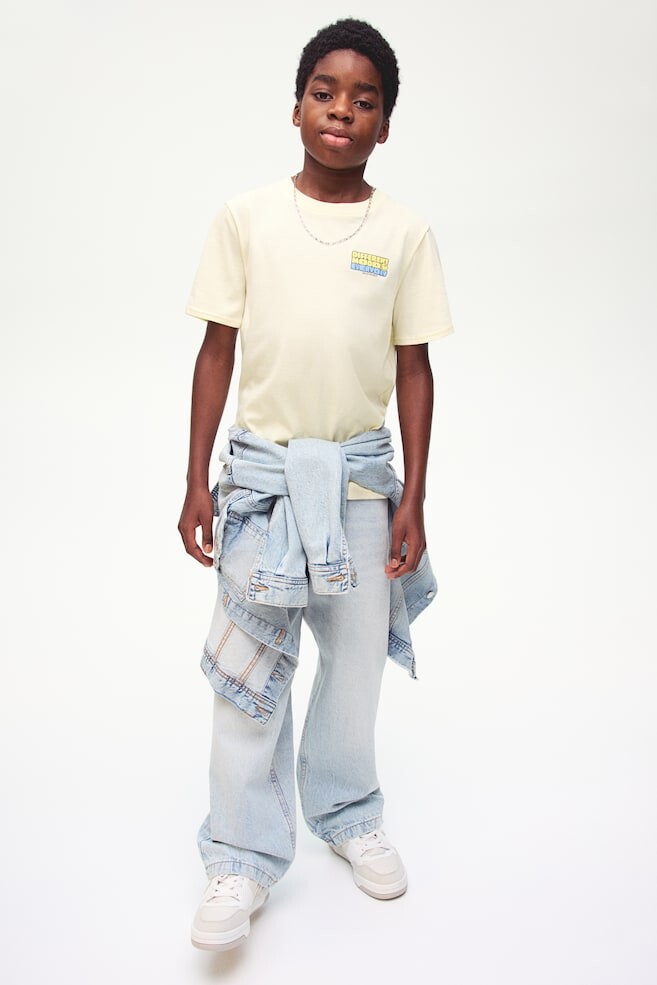 Футболка с принтом H&M, мультиколор
Футболка с принтом H&M, мультиколор