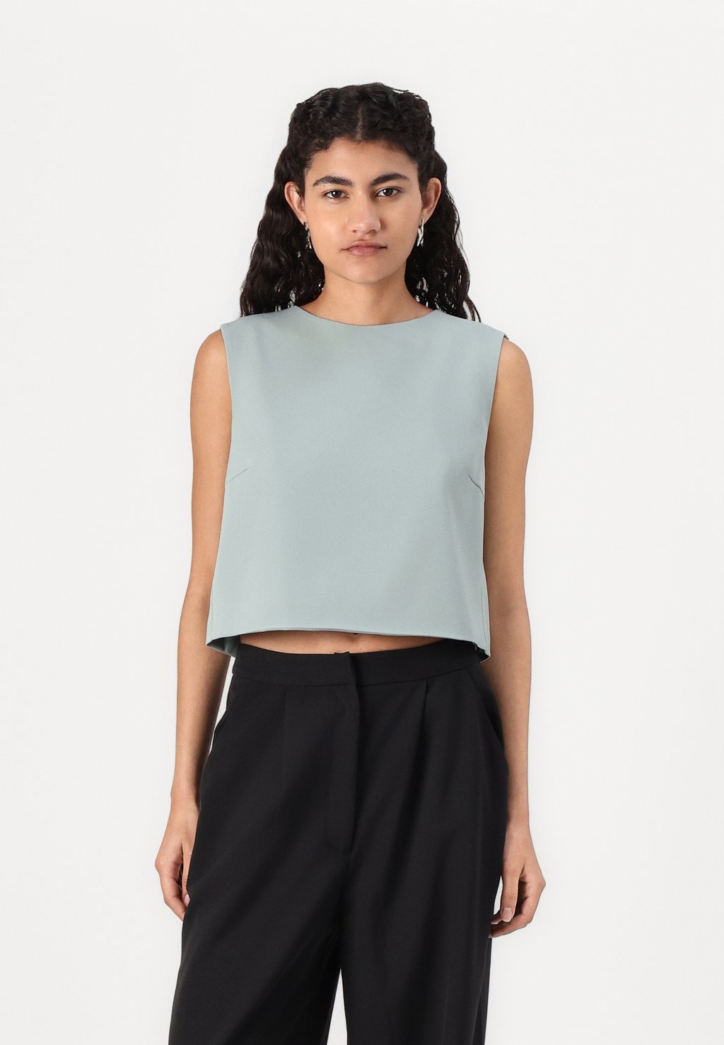 Блуза ONLMARIE LIFE CROP ONLY, синий
Блуза ONLMARIE LIFE CROP ONLY, синий