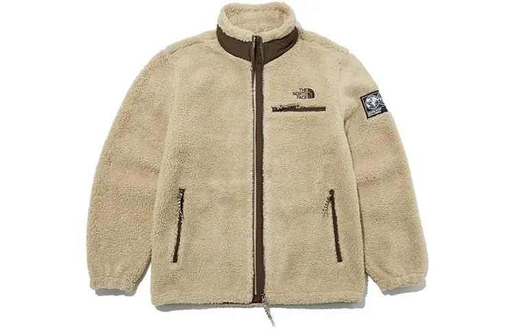 Бархатная куртка унисекс хаки The North Face, хаки
Бархатная куртка унисекс хаки The North Face, хаки