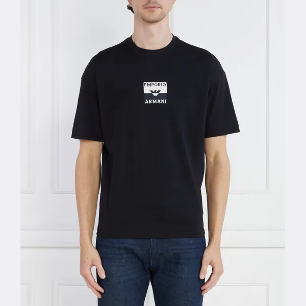 Футболка стандартного кроя Emporio Armani, черный
Футболка стандартного кроя Emporio Armani, черный