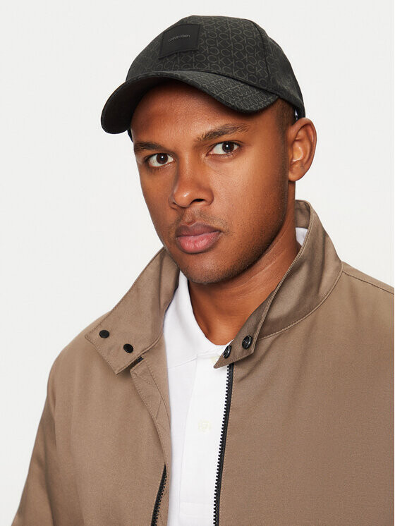 Кепка Calvin Klein, черный
Кепка Calvin Klein, черный