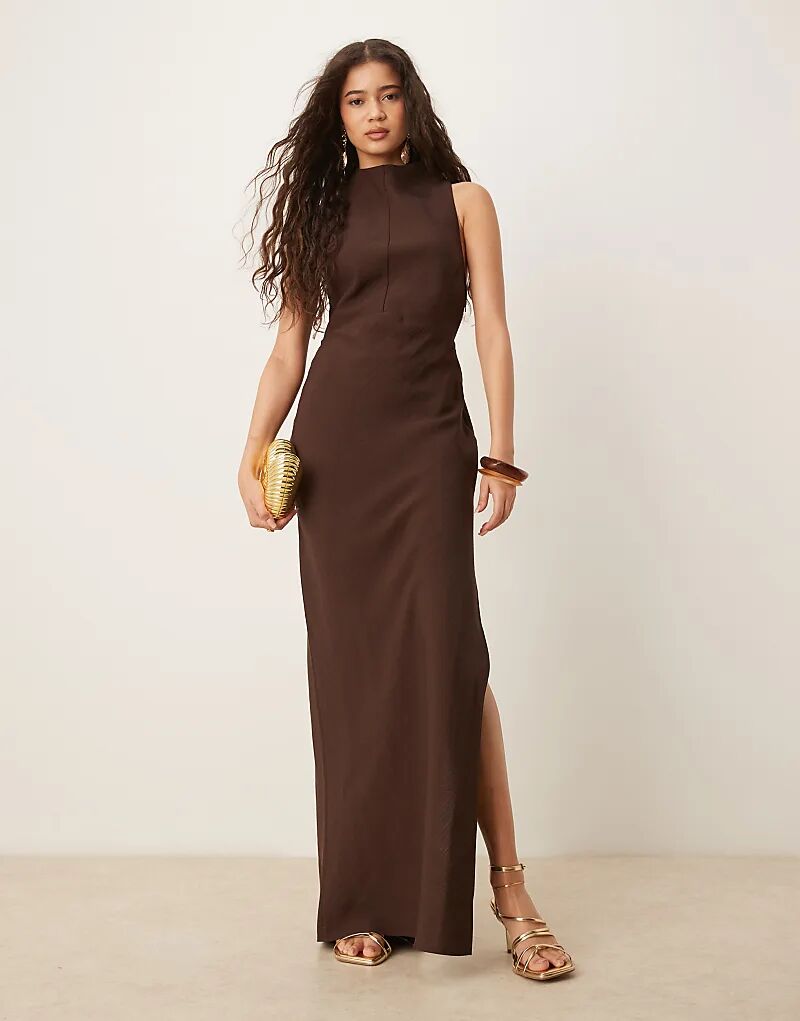 Платье макси ASOS DESIGN с высоким воротом и фурнитурой шоколадного цвета
Платье макси ASOS DESIGN с высоким воротом и фурнитурой шоколадного цвета