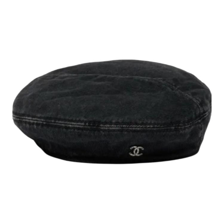 Берет Unisex CHANEL
Берет Unisex CHANEL