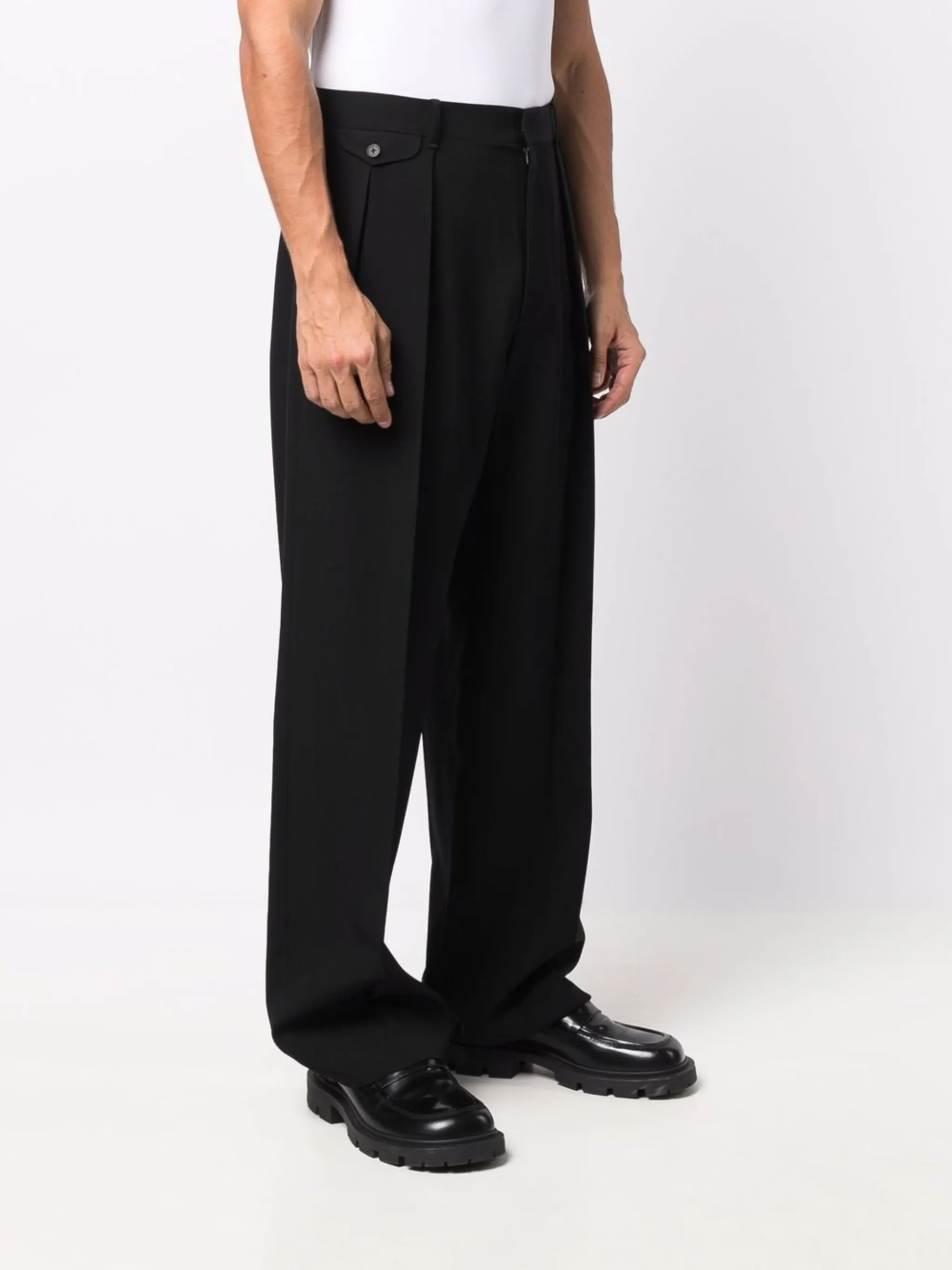 Прямые брюки строгого кроя The Row, черный
Прямые брюки строгого кроя The Row, черный