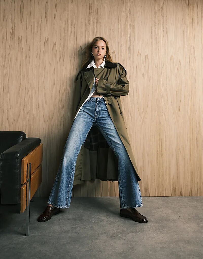 Расклешенные джинсы ASOS DESIGN средней посадки, цвет средне-синий
Расклешенные джинсы ASOS DESIGN средней посадки, цвет средне-синий