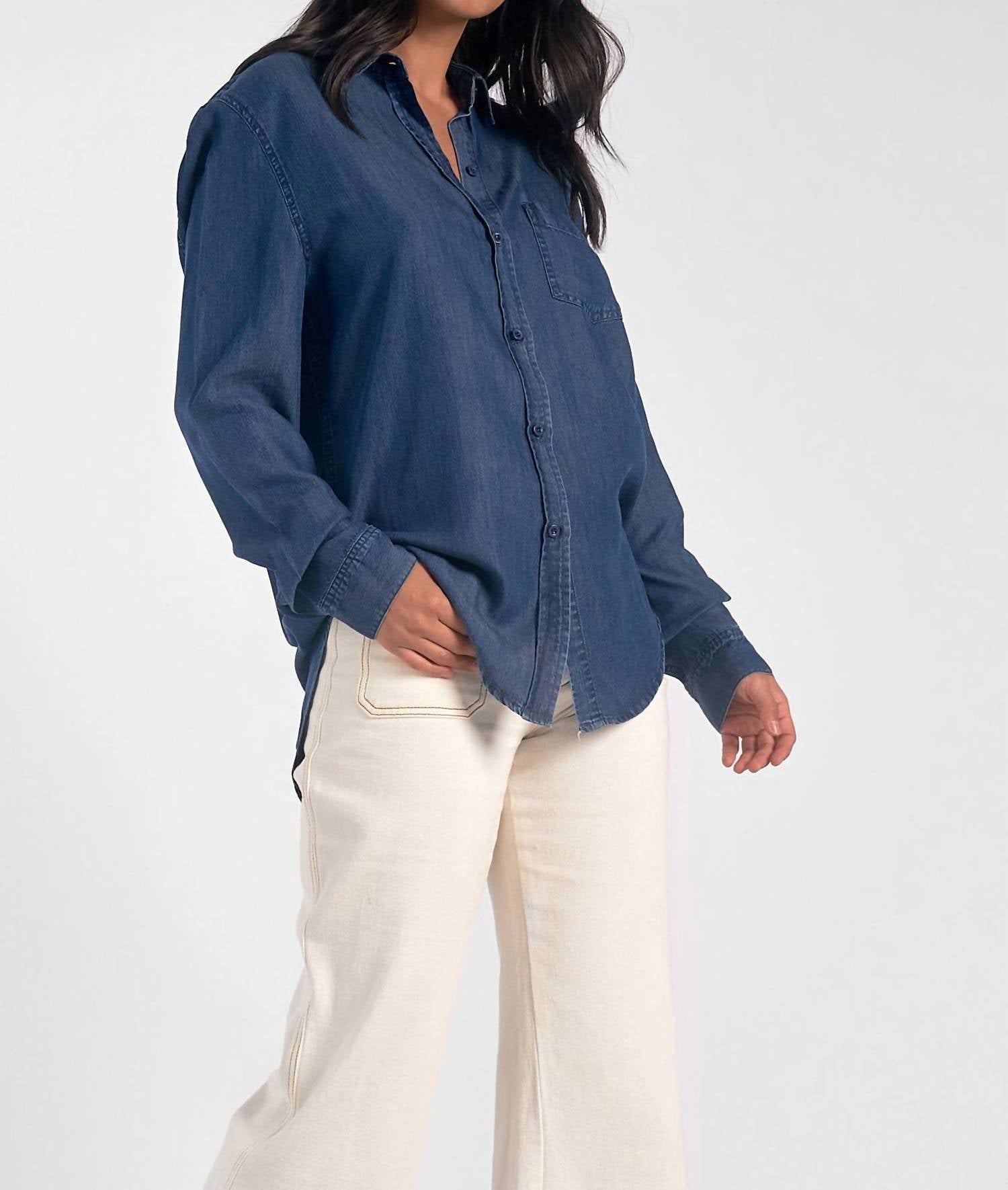 Джинсовая рубашка на пуговицах синего цвета ELAN
Джинсовая рубашка на пуговицах синего цвета ELAN