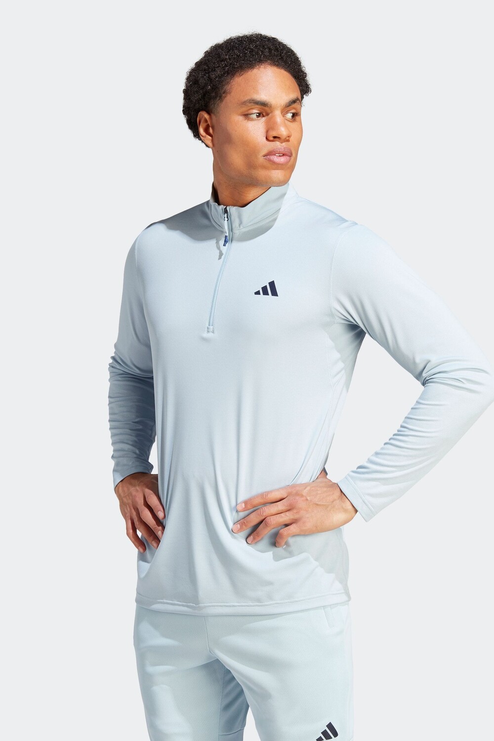 Performance Train Essentials Толстовка для сезонных тренировок с молнией 1/4 и длинными рукавами adidas, синий
Performance Train Essentials Толстовка для сезонных тренировок с молнией 1/4 и длинными рукавами adidas, синий