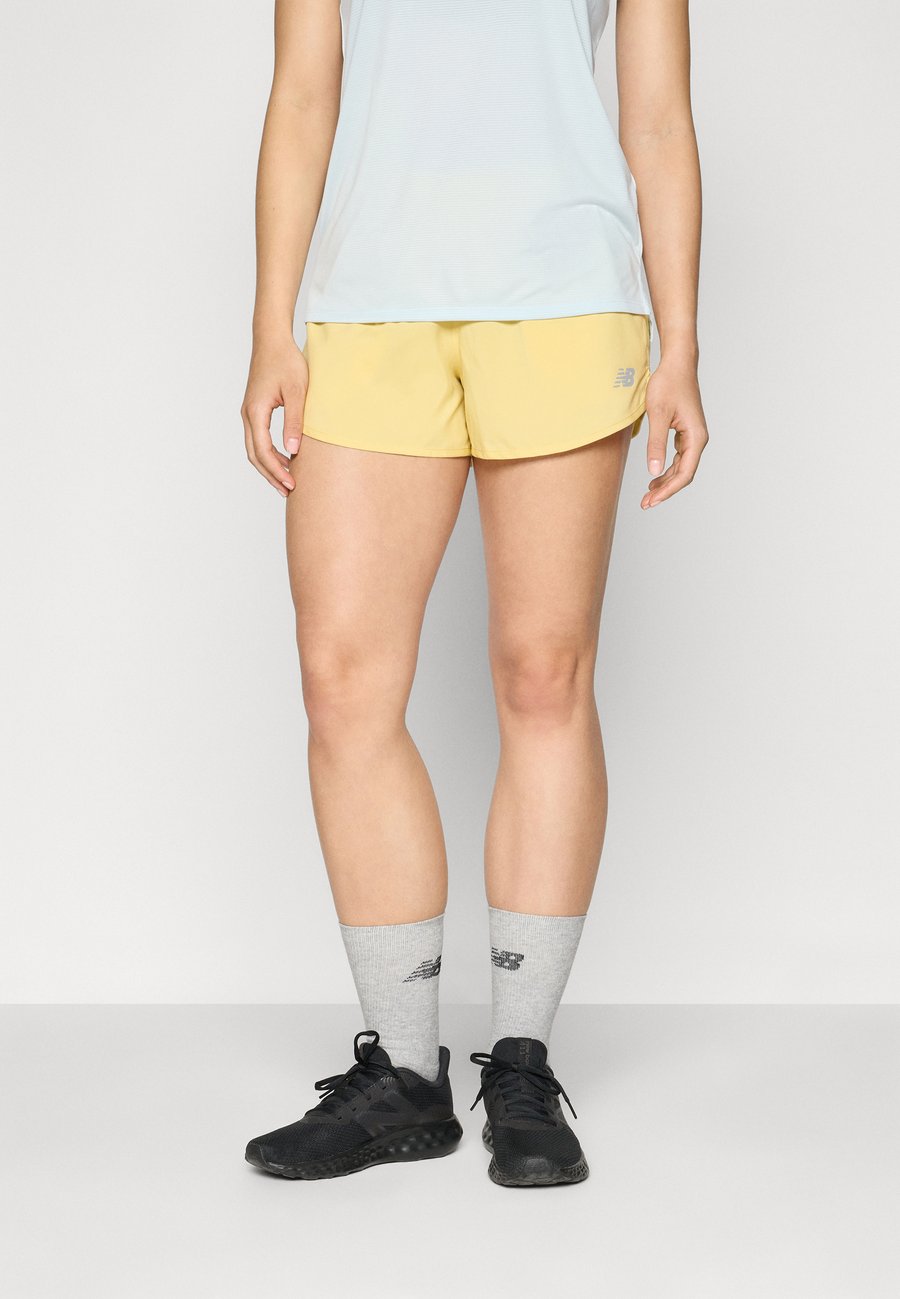 Спортивные шорты New Balance ESSENTIALS 3, Hay/Beige
Спортивные шорты New Balance ESSENTIALS 3, Hay/Beige