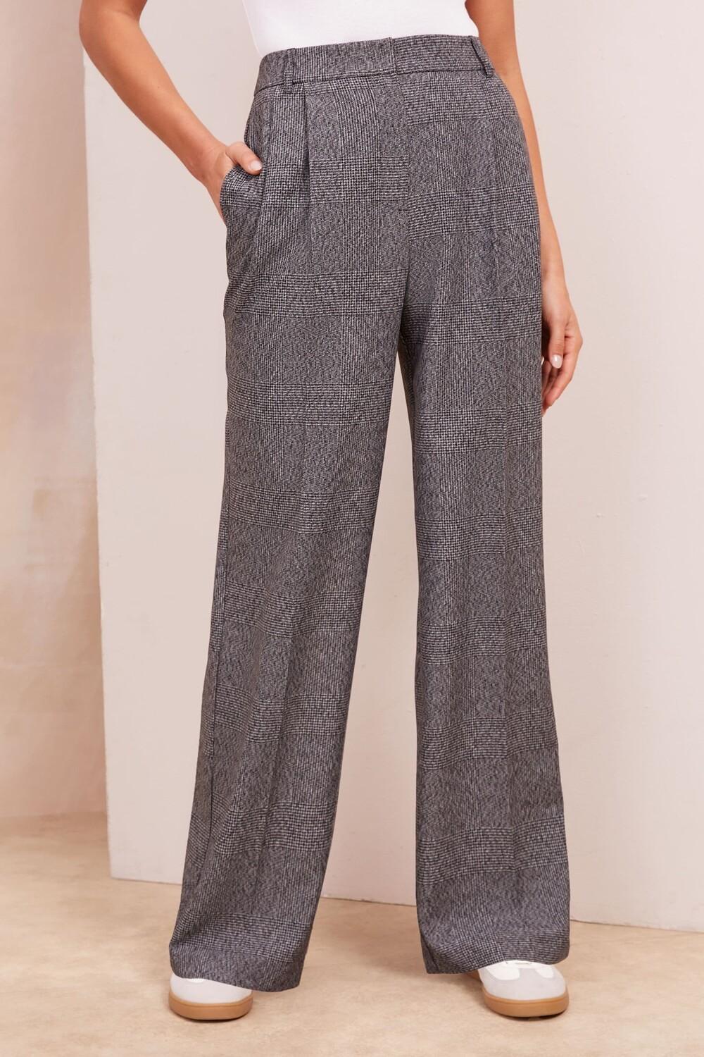 Широкие брюки по фигуре Friends Like These, серый
Широкие брюки по фигуре Friends Like These, серый