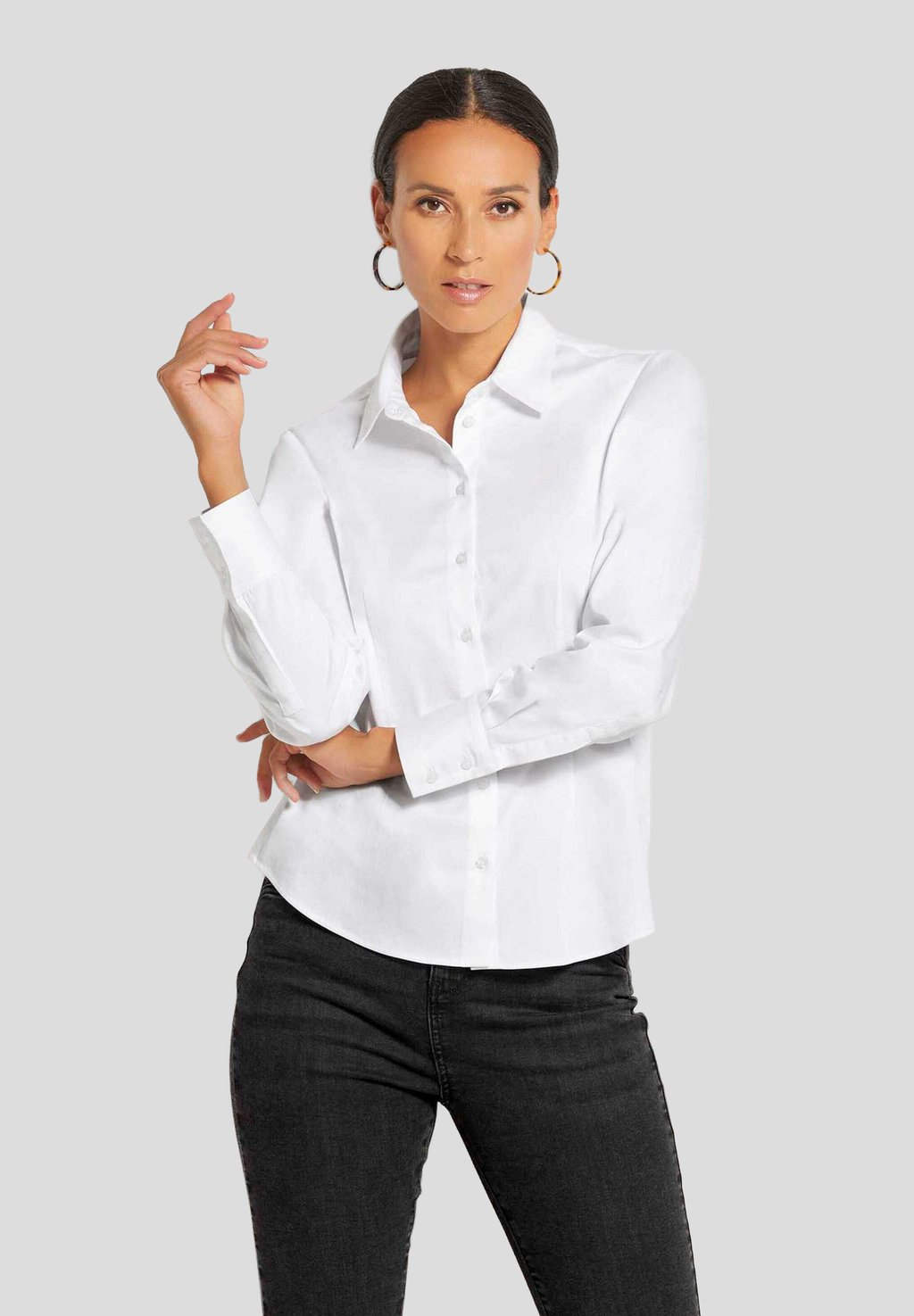 Блузка на пуговицах MANSCHETTENÄRMELN MADELEINE, белый
Блузка на пуговицах MANSCHETTENÄRMELN MADELEINE, белый