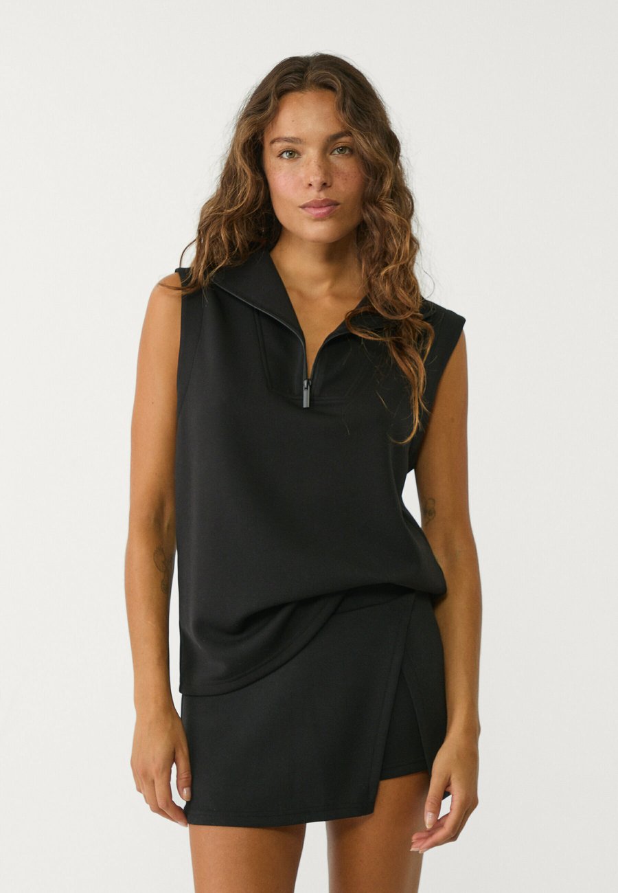 Юбка Stradivarius A-line skirt, Black
Юбка Stradivarius A-line skirt, Black