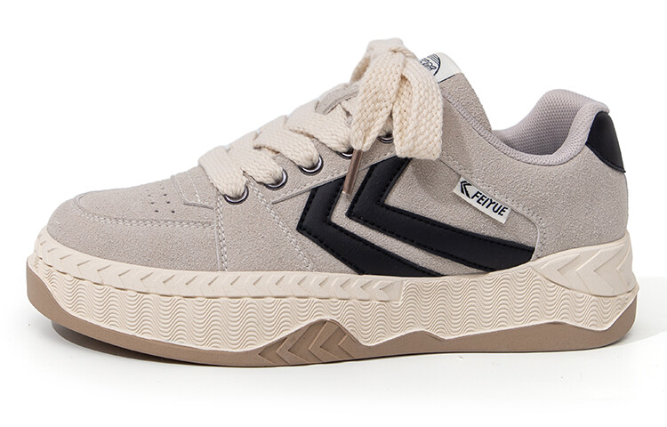 Кеды, скейтборд обувь женская низкая бежевый/черный Feiyue
Кеды, скейтборд обувь женская низкая бежевый/черный Feiyue