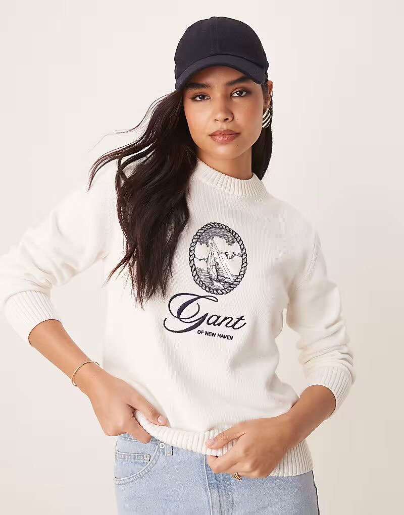 Джемпер GANT с круглым вырезом и вышитым логотипом в центре, цвет кремовый
Джемпер GANT с круглым вырезом и вышитым логотипом в центре, цвет кремовый