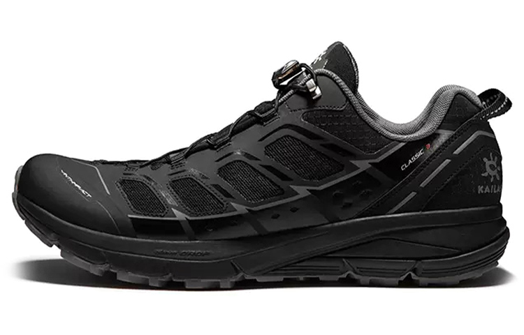 Классические беговые кроссовки KAILAS мужские низкие чернильно-черные
Классические беговые кроссовки KAILAS мужские низкие чернильно-черные