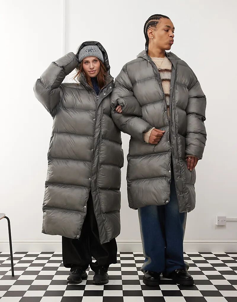 COLLUSION Унисекс удлиненный пуховик цвета хаки
COLLUSION Унисекс удлиненный пуховик цвета хаки