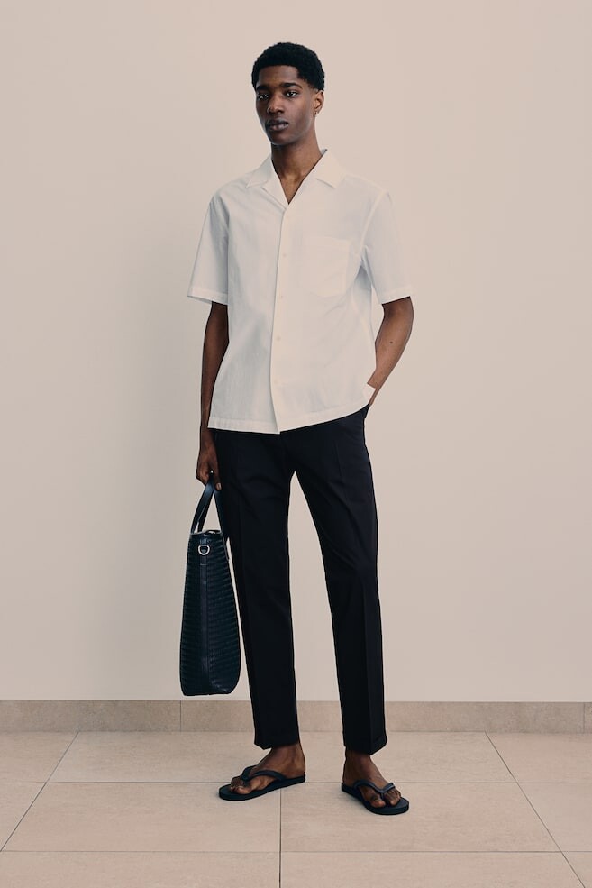 Элегантные спортивные брюки классической посадки H&M, черный
Элегантные спортивные брюки классической посадки H&M, черный