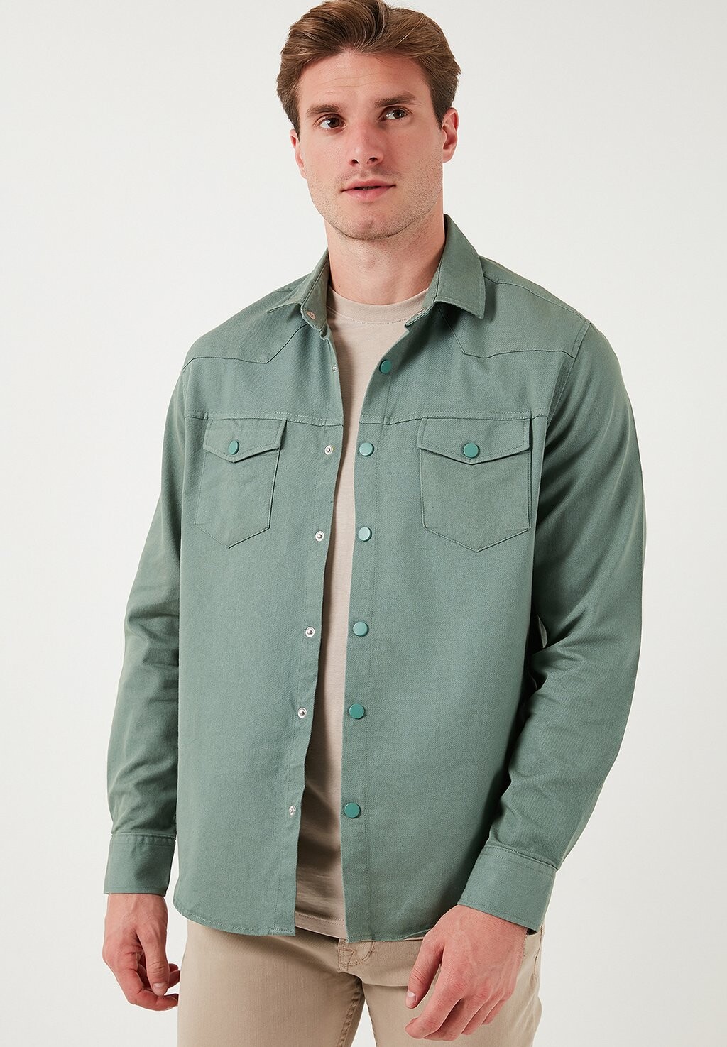 Летняя куртка REGULAR FIT Buratti, светло-зеленый
Летняя куртка REGULAR FIT Buratti, светло-зеленый