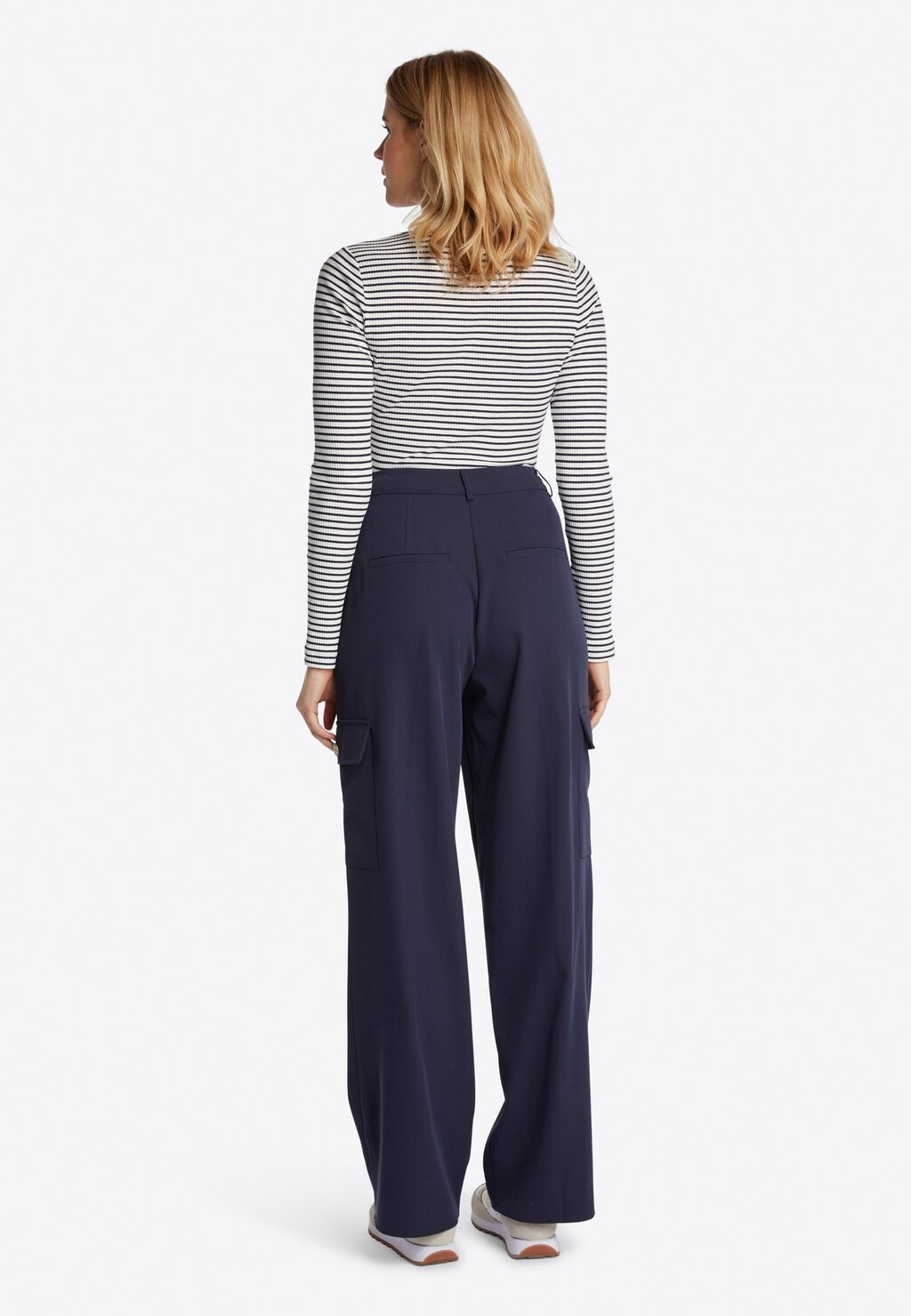 Топ с длинными рукавами Rich & Royal, темно-синий
Топ с длинными рукавами Rich & Royal, темно-синий