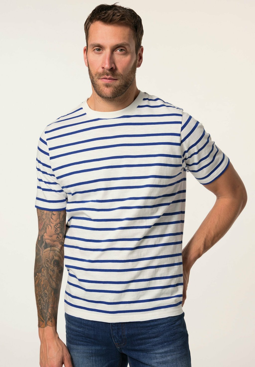 Футболка с принтом AWARE STRIPED SHORT SLEEVE JP1880, белый
Футболка с принтом AWARE STRIPED SHORT SLEEVE JP1880, белый