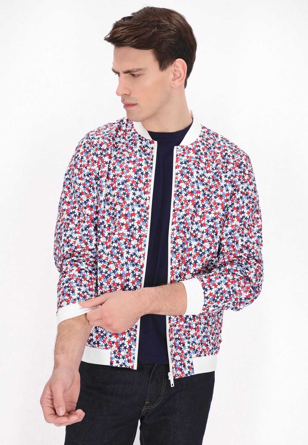 Куртка-бомбер Mo, красный
Куртка-бомбер Mo, красный