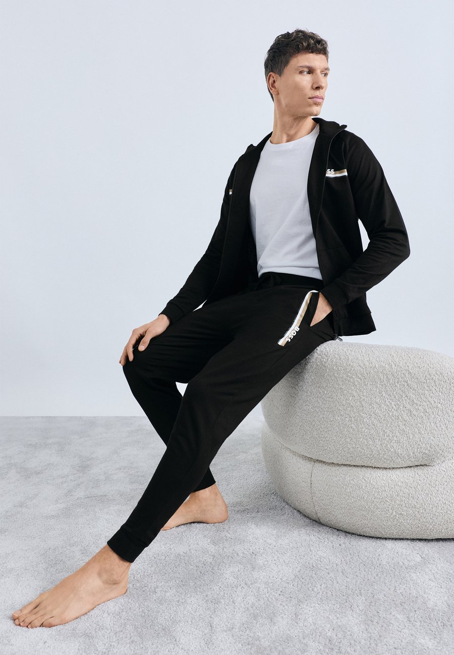Пижамные брюки BOSS AUTHENTIC PANTS, Black
Пижамные брюки BOSS AUTHENTIC PANTS, Black