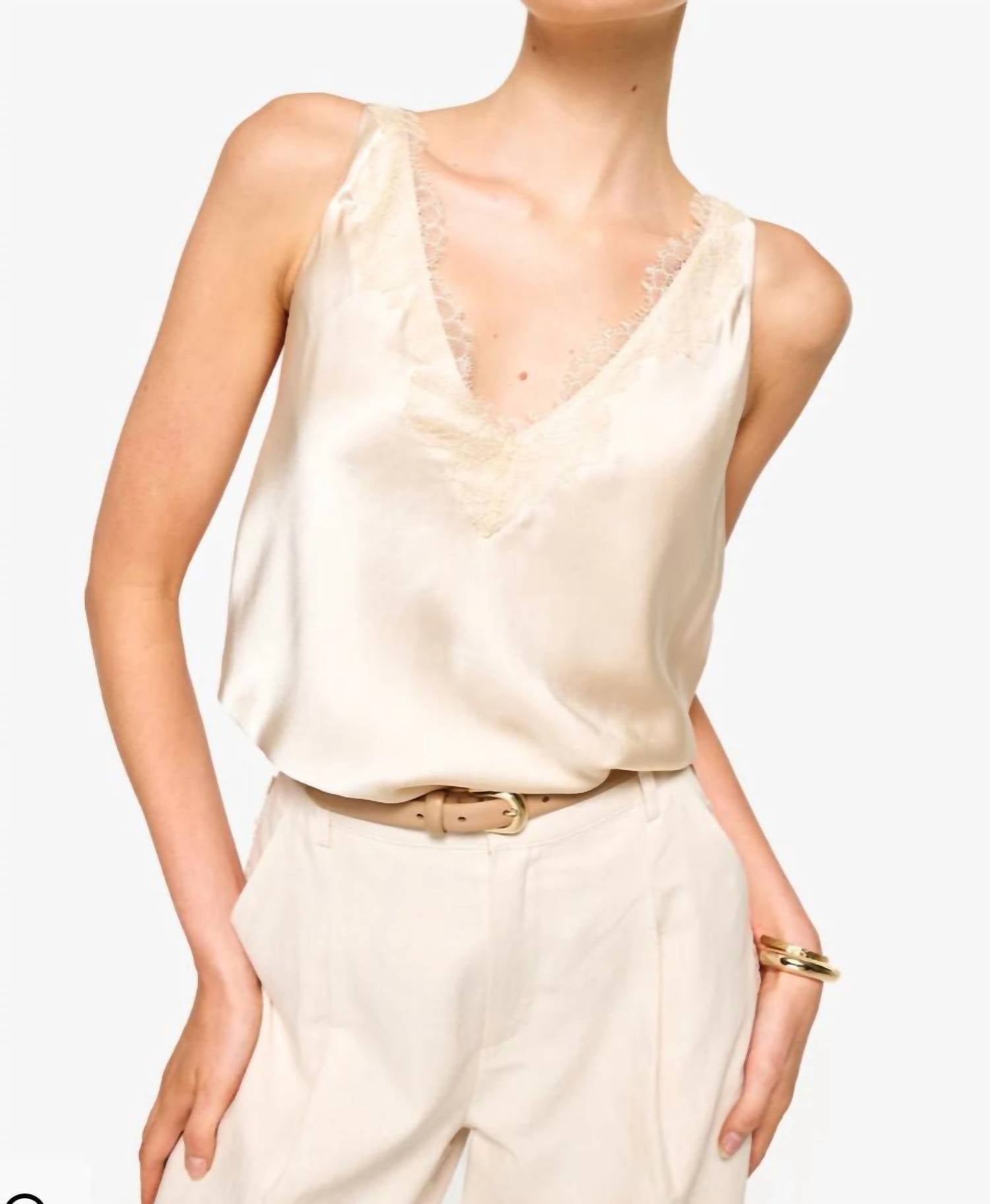 Топ Marris Camisole In Bone Cami NYC, Bone
Топ Marris Camisole In Bone Cami NYC, Bone